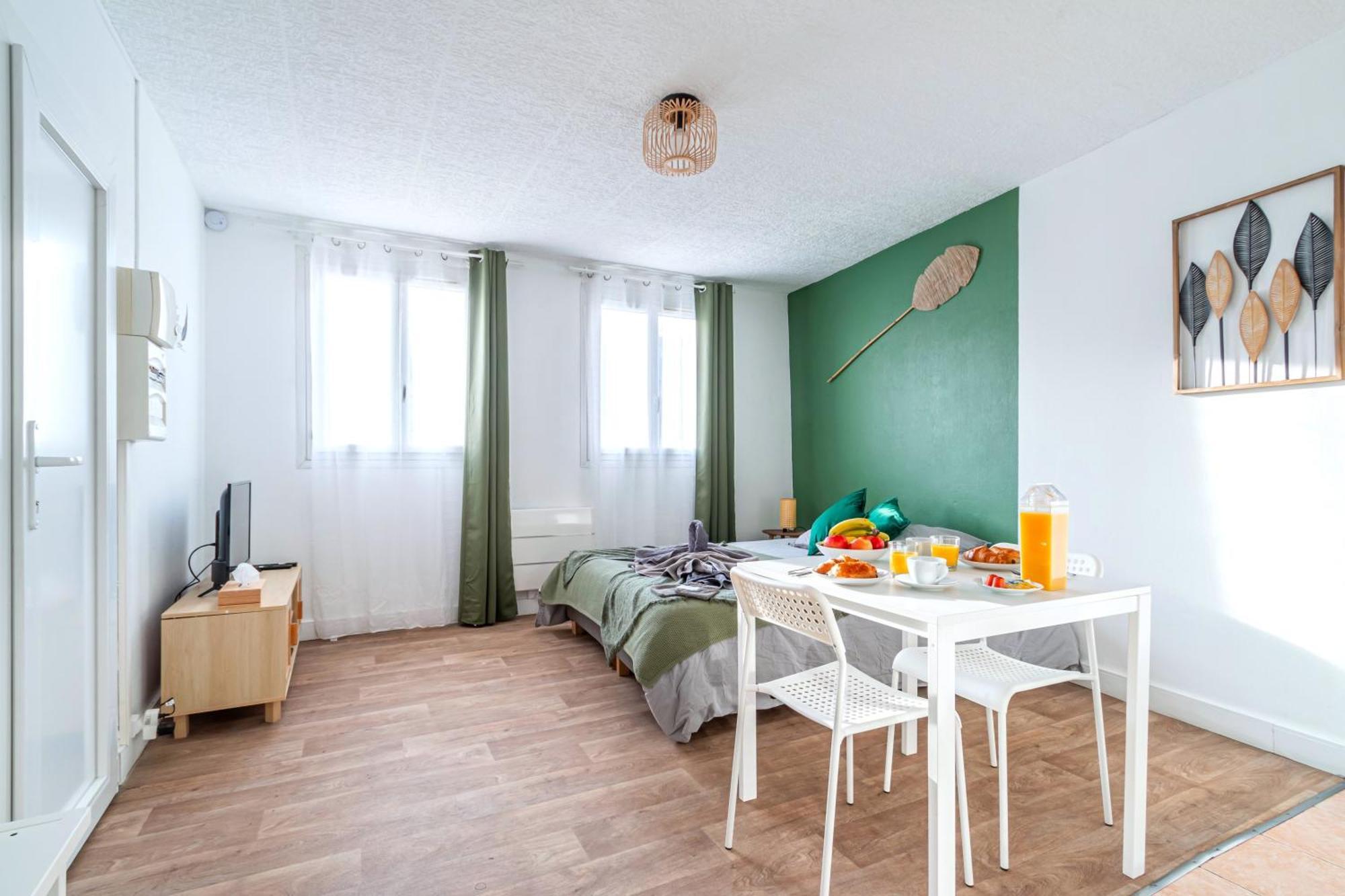 Appart'Hotel Nuiteejour Versailles Saint Cyr L'Ecole Buitenkant foto