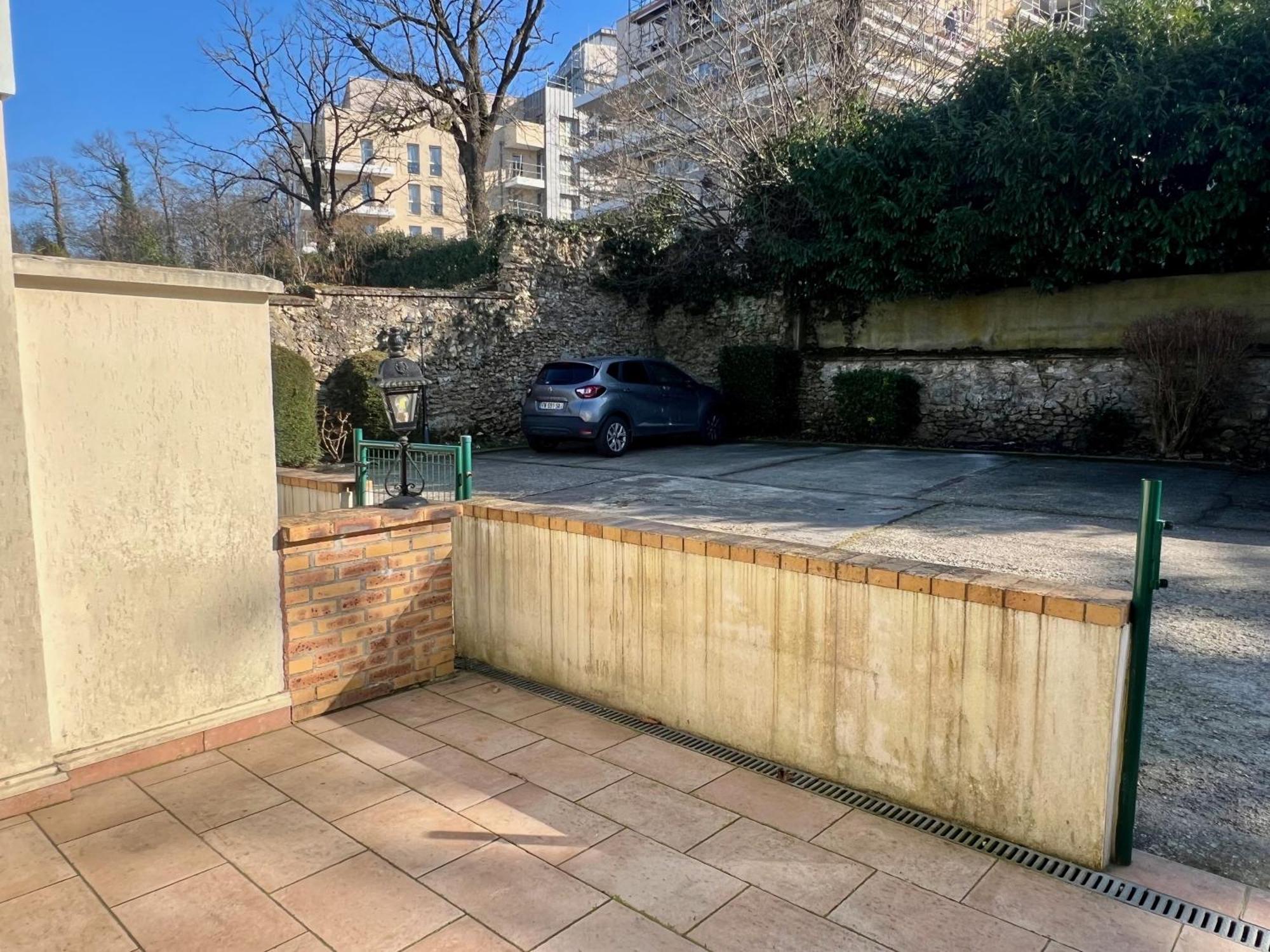 Appart'Hotel Nuiteejour Versailles Saint Cyr L'Ecole Buitenkant foto